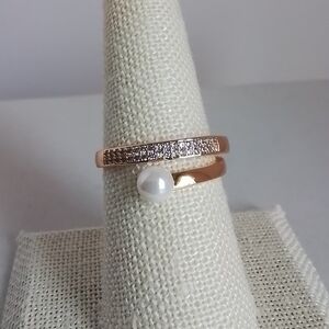 Pretty Bird Rose Gold Pearl Ring